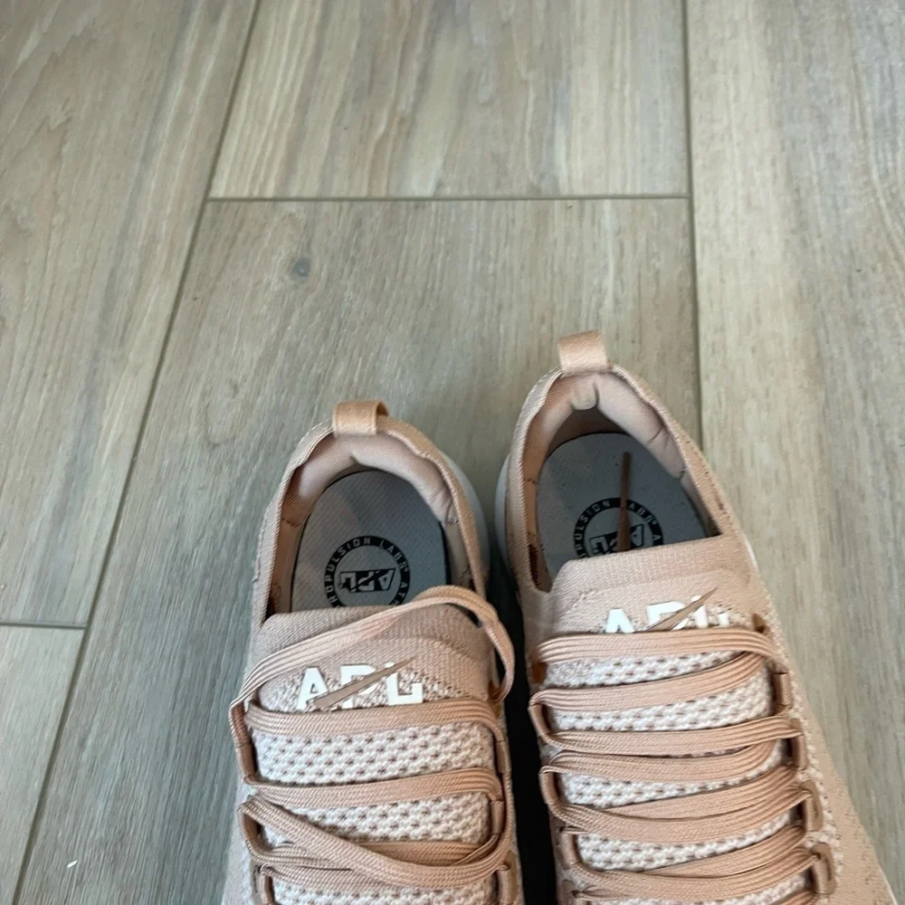 APL Pink Techloom Breeze